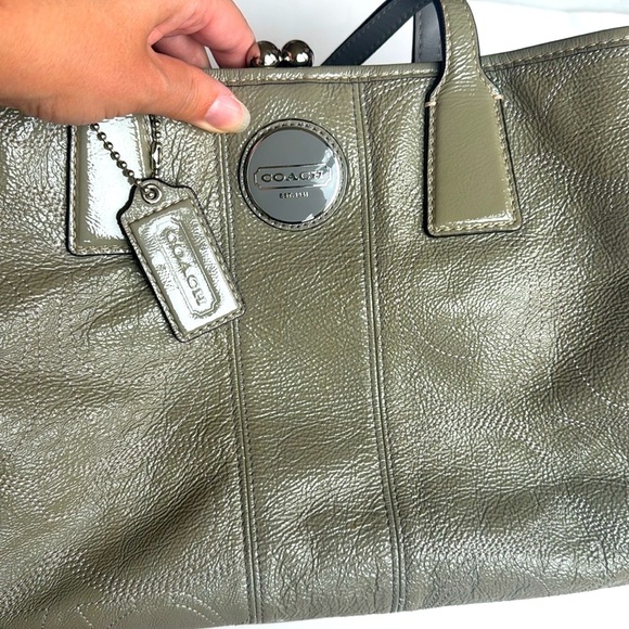 Coach Stitch Framed Kisslock Carryall Tote Bag in Olive / Gray Leather - Picture 7 of 13